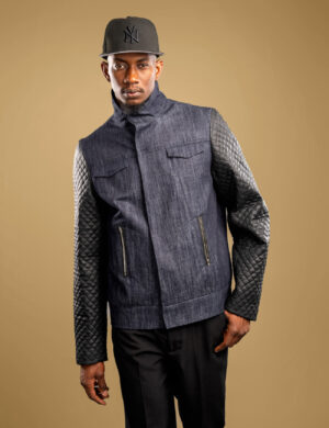 With a durable denim body, insulated quilted sleeves, and corduroy accents, The Weatherman is crafted to protect against the bite of cold weather, while maintaining effortless style. Engineered with Tesslo’s signature craftsmanship, it combines resilience and refinement in equal measure. Whether layered over suiting or styled for the streets, its versatility makes it a constant in your wardrobe.